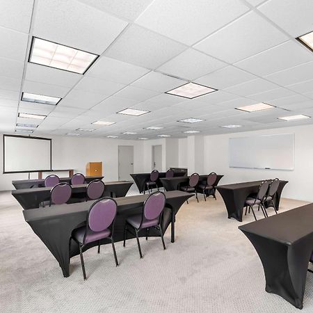Comfort Suites Austin Airport Ngoại thất bức ảnh