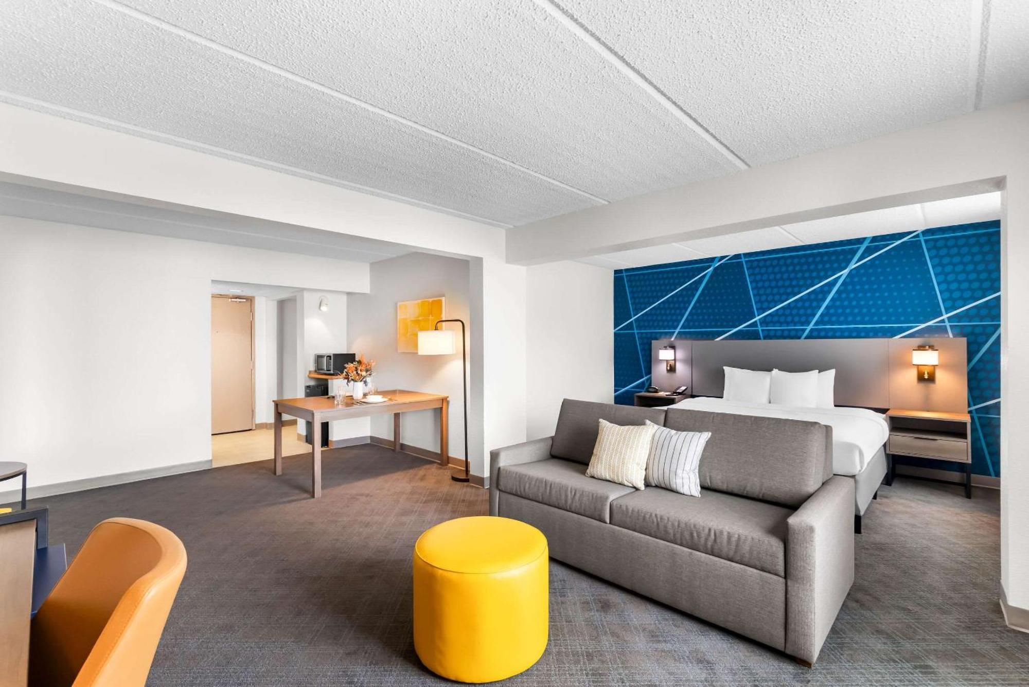 Comfort Suites Austin Airport Ngoại thất bức ảnh