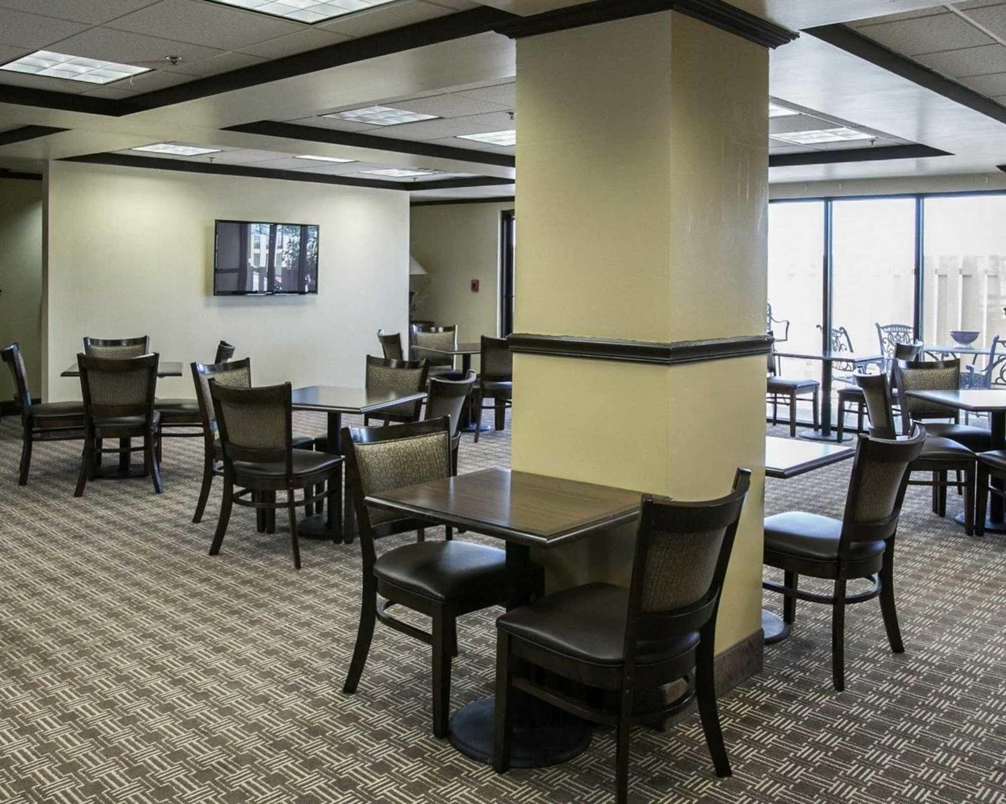Comfort Suites Austin Airport Ngoại thất bức ảnh